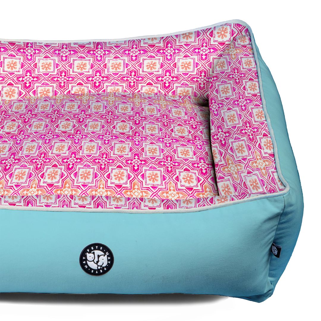 Comfort & Cozy Jaipur - Fuschia Dog Bed Petsway