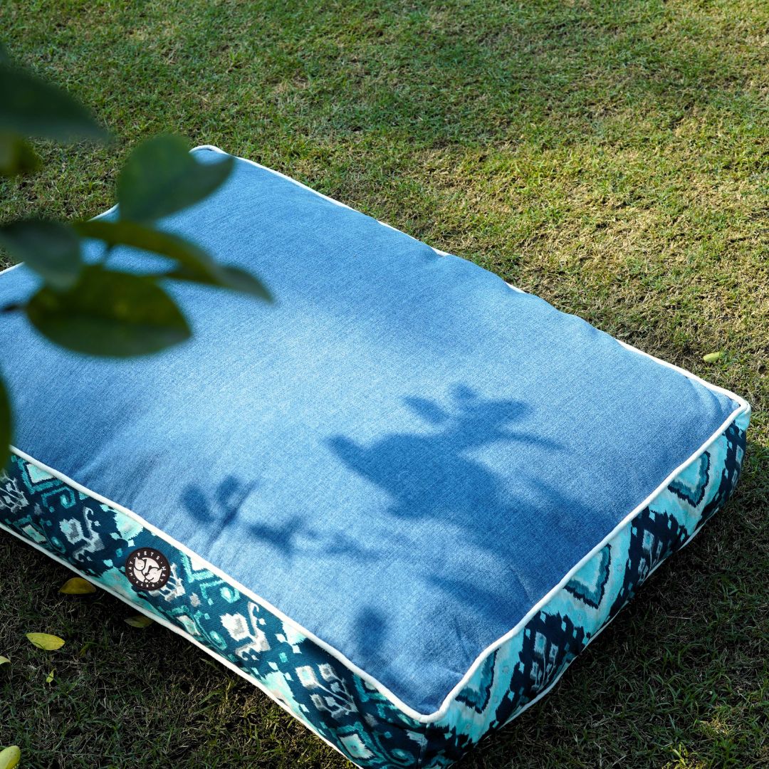 Tana Ban Ocean Dog Mattress