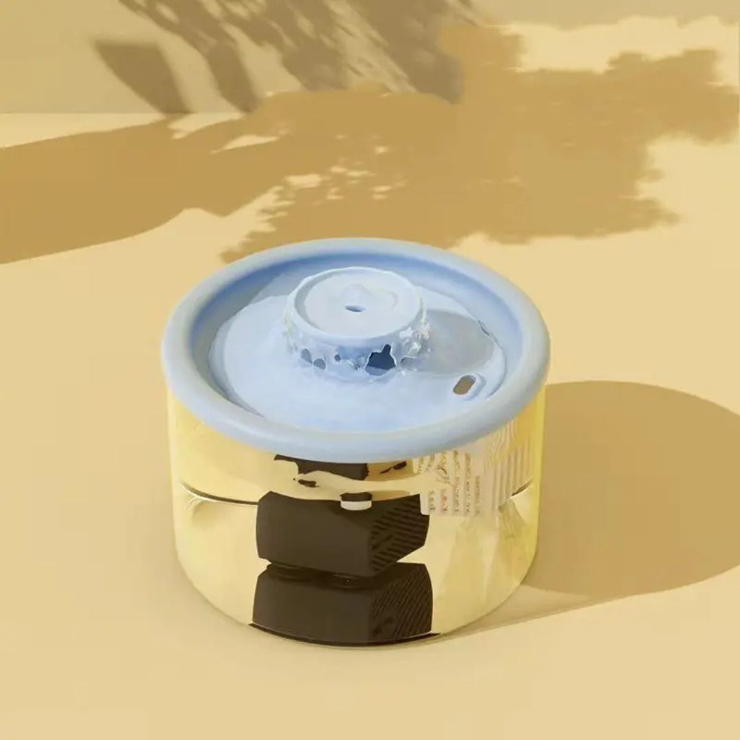 Automatic water fountain for pets