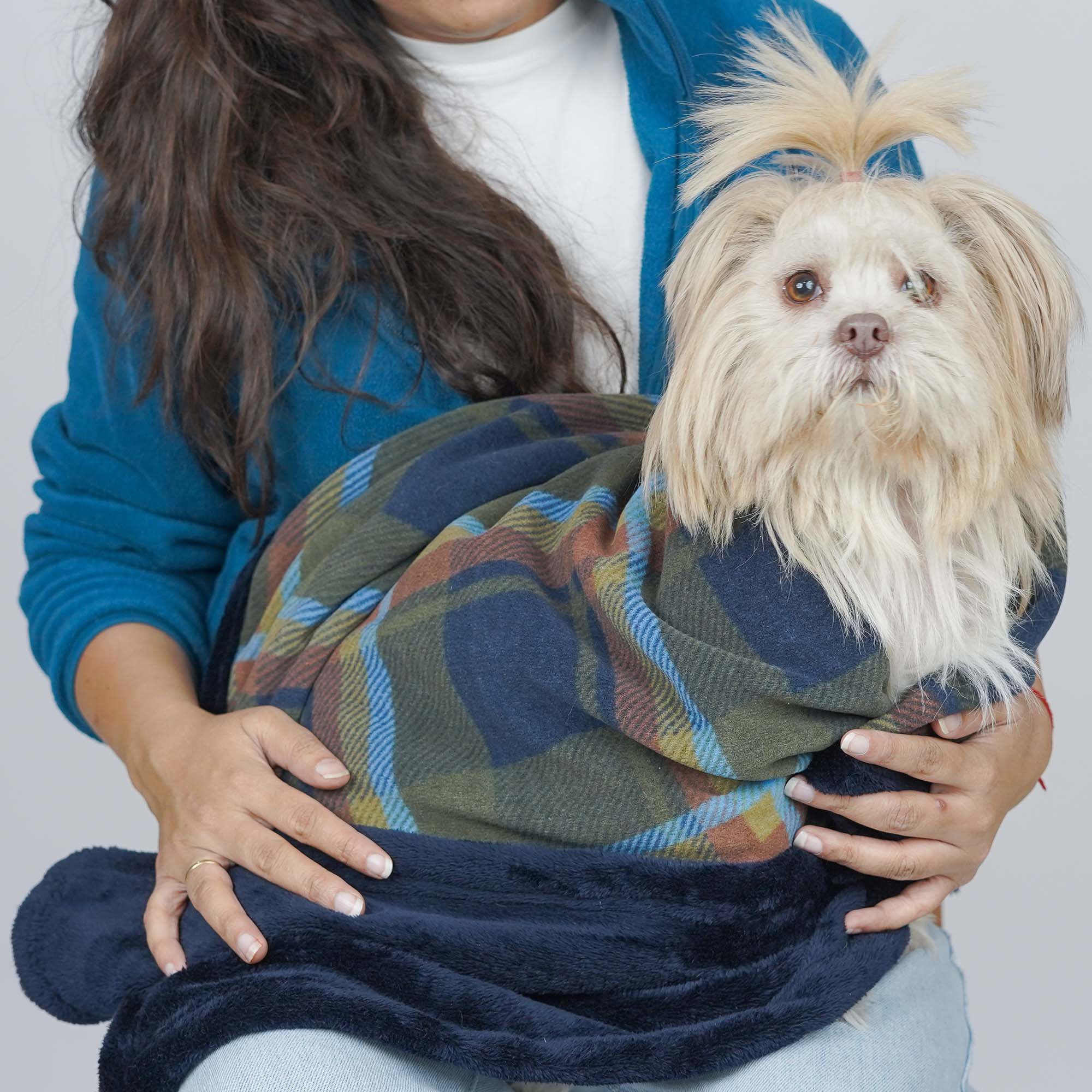 Checks Multi Blanket – Soft, Stylish & Durable Pet Blanket