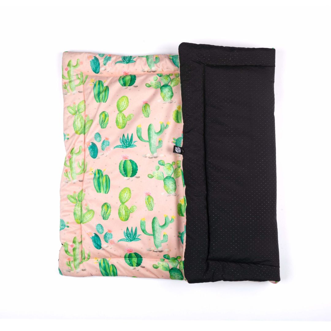 Travel friendly Desert Mat Petsway
 