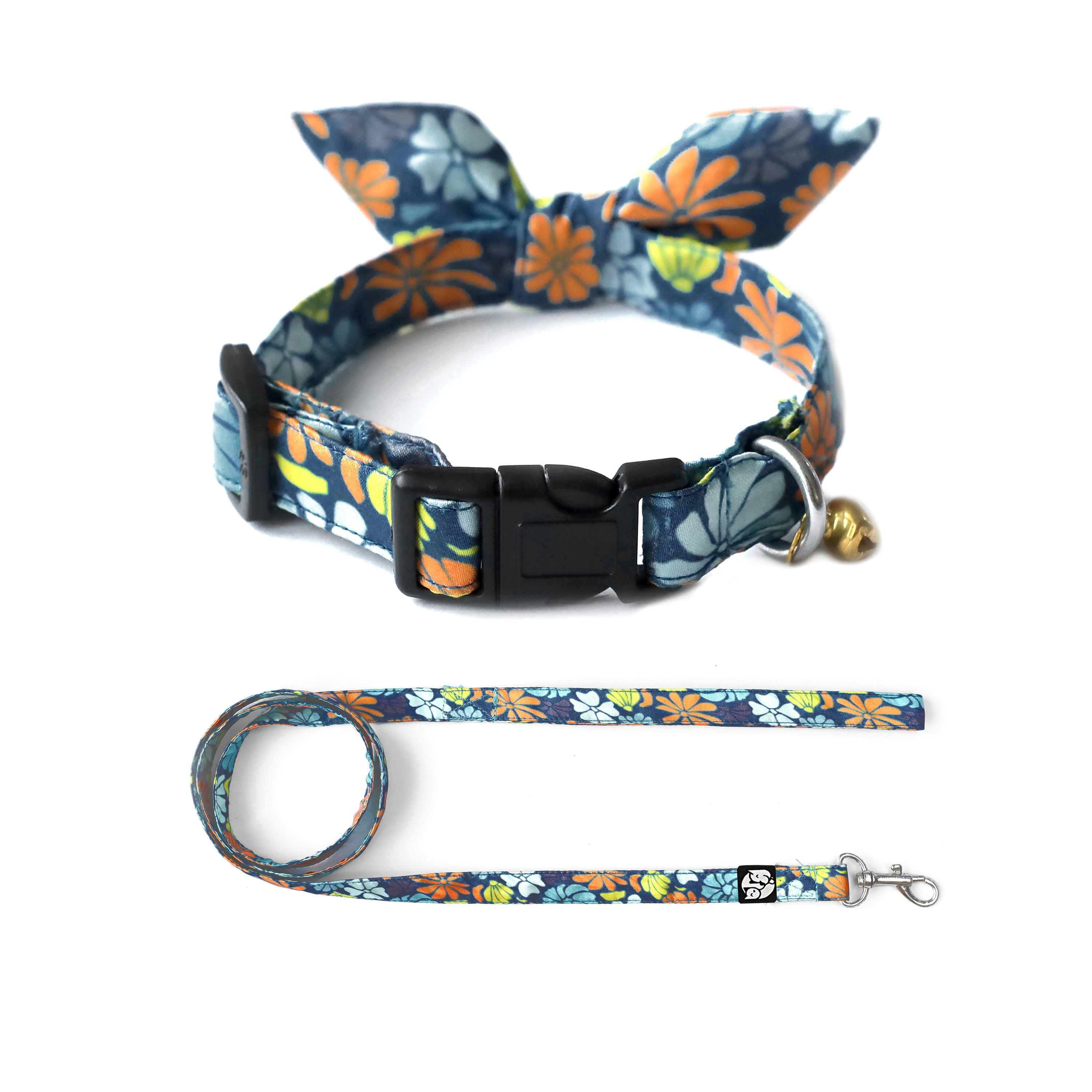 Bold Bloom Puppy & Cat Collar Leash Set